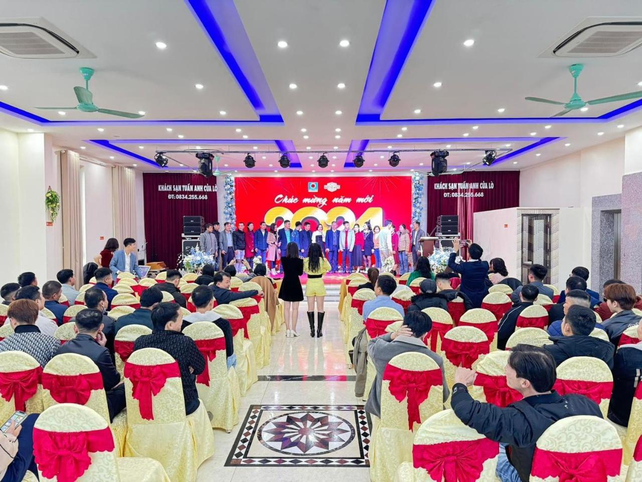 Hotel Khach San Tuan Anh Cửa Lò Exterior foto